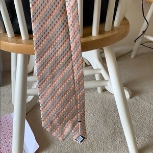 Geoffrey Beene tie